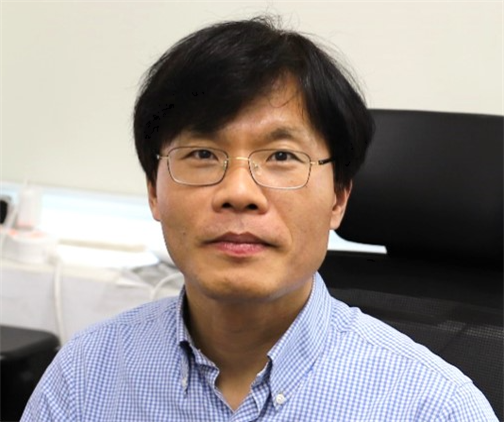 Jongseung Park 사진